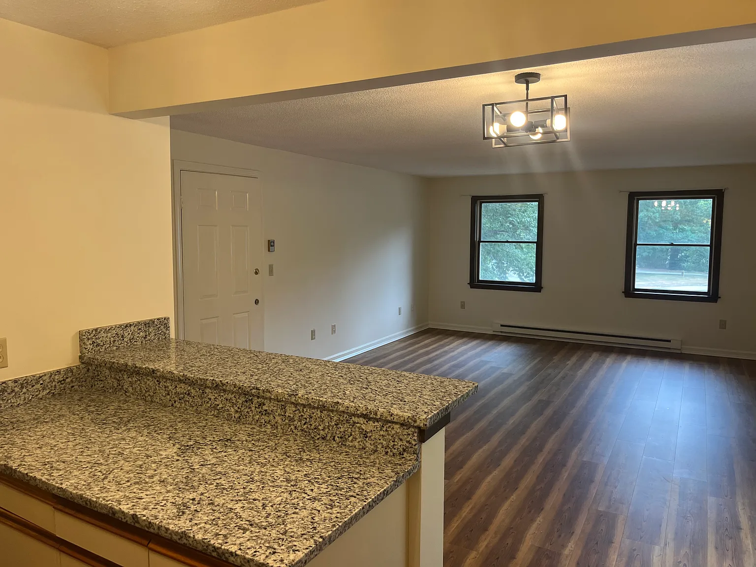 1 bed, 650 sqft, $1,675 — Photo 3