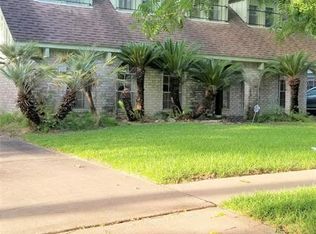 9222 Carvel Ln, Houston, TX 77036