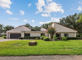 107 Seville Ct N, Plant City, FL 33566