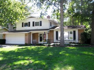 6839 Fredericksburg Dr, Sylvania, OH 43560