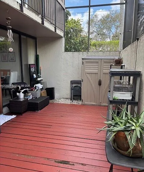 3190 Bird Ave — Photo 8