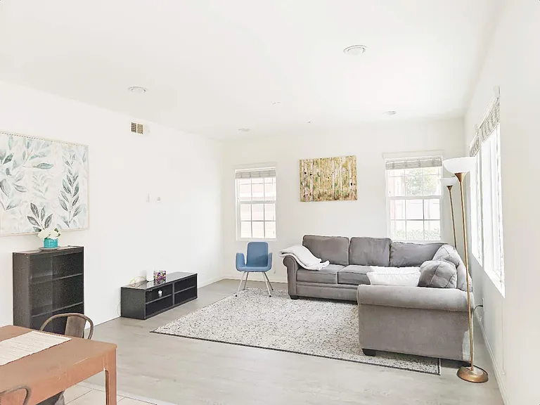 255 Golden Bear Ln — Photo 4