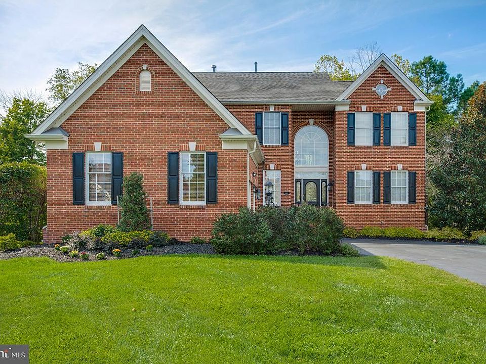 1st image of 5684 Shoal Creek Dr