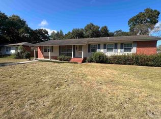 6020 Hilltop Rd, Pensacola, FL 32504