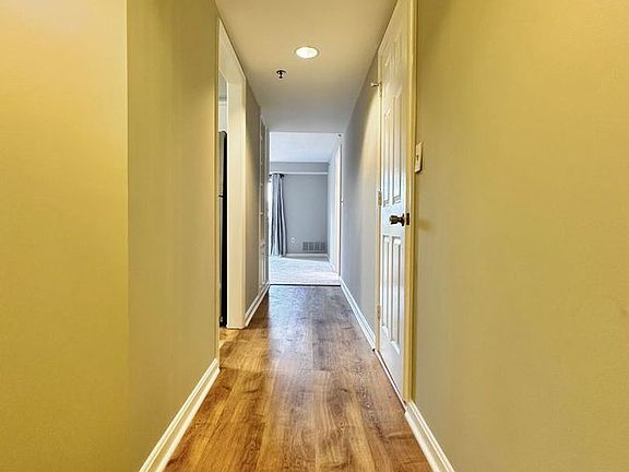 2nd image of 610 N West St #1-3F