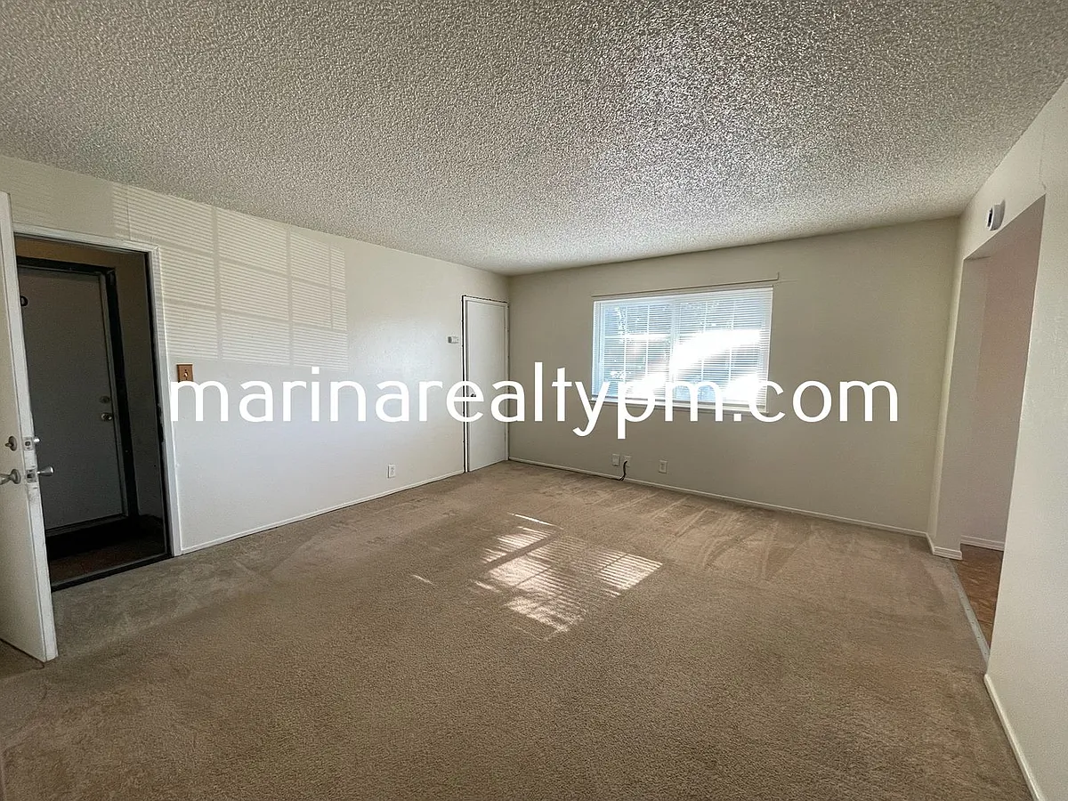 Building Photo - 1220 Ohio St #A