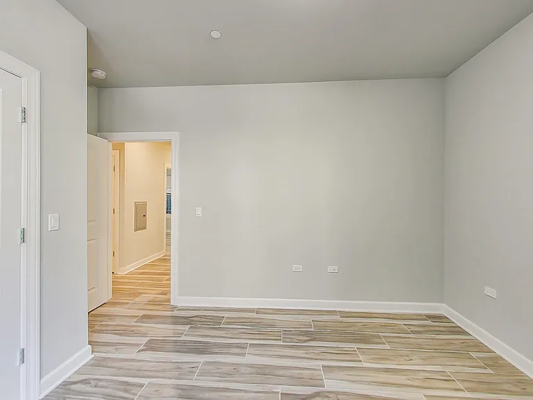 6135 S Kimbark Ave #202 — Photo 19