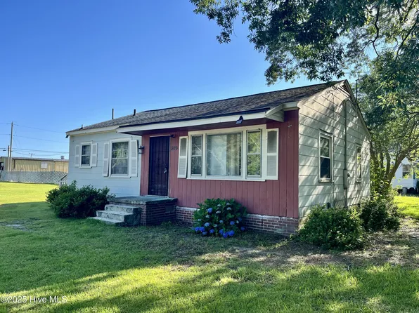 309 N Sylvan Drive, Greenville, NC 27834