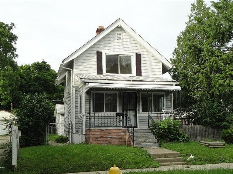2nd image of 1816 Cadillac St