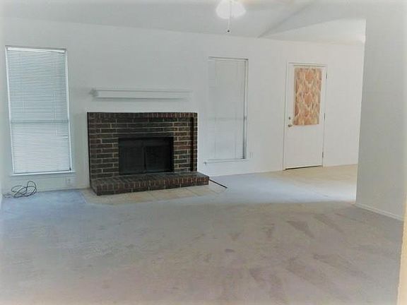2nd image of 5940 Chisholm Trl