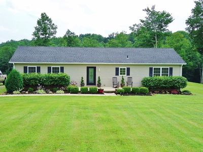904 T Cupp Rd, Milton, WV, 25541