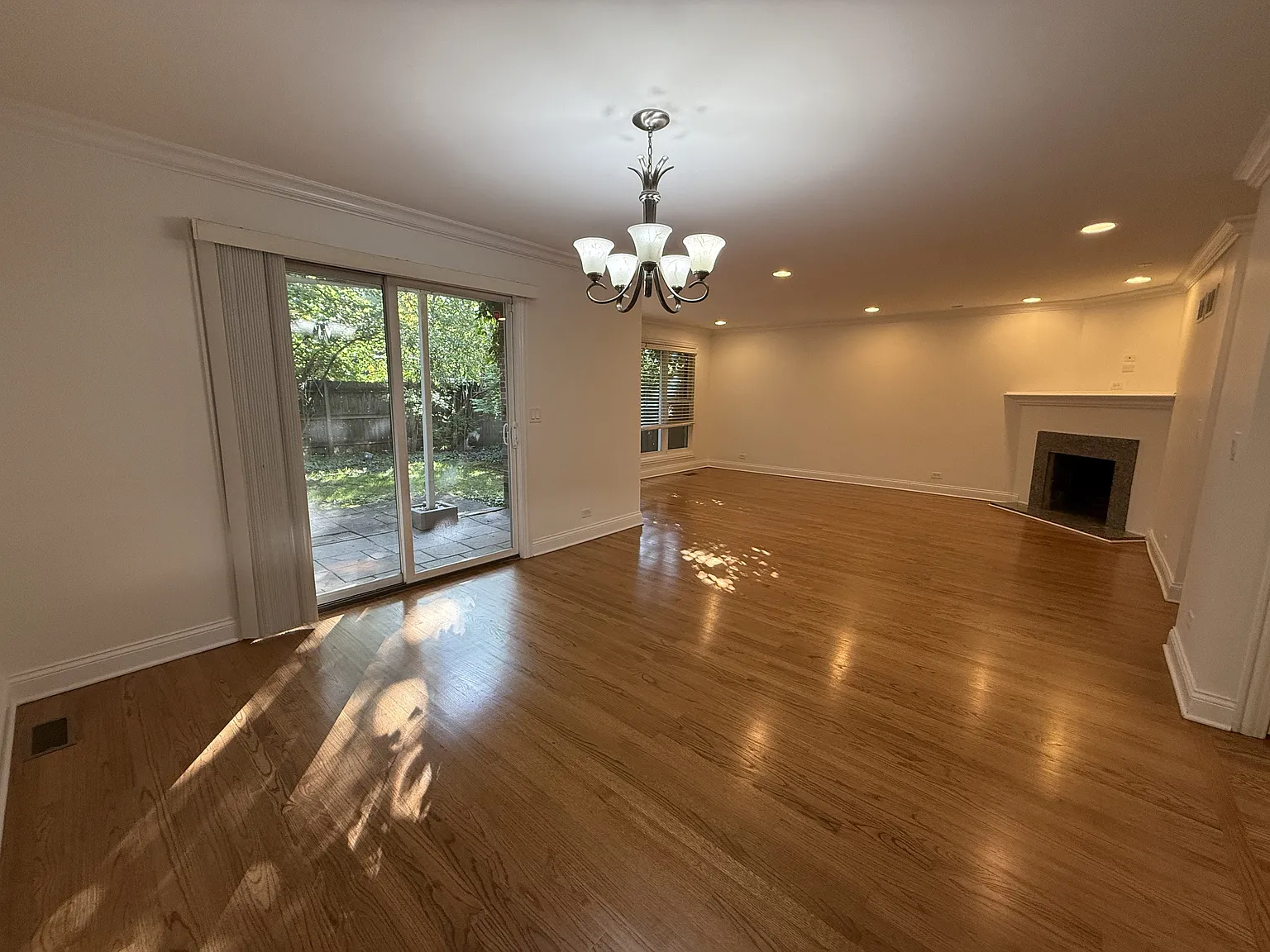 460- 474 Green Bay Rd. — Photo 4