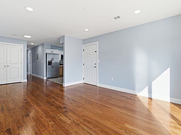 3rd image of 23 Edwin Pl
