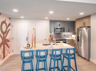 CALIXA Apartment Homes, Camarillo, CA 93012