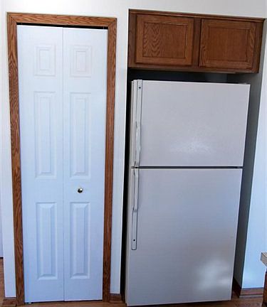 5th image of 8774 Eaton Dr