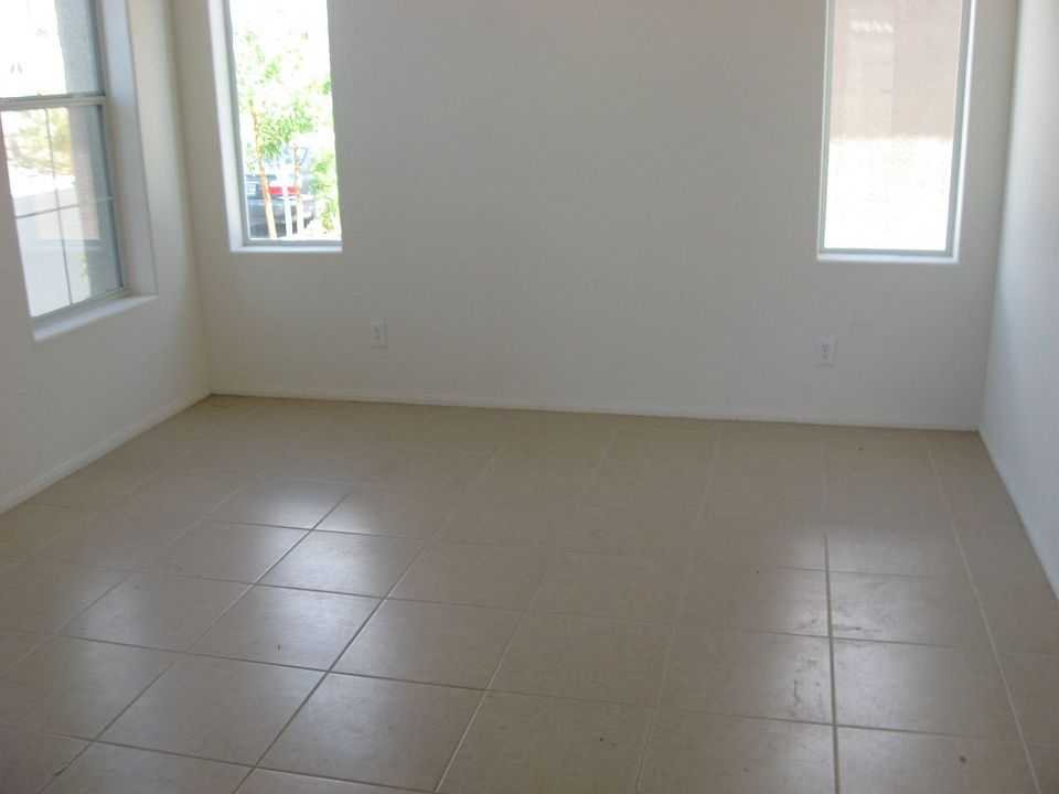 2nd image of 11021 Magenta Crest Ct
