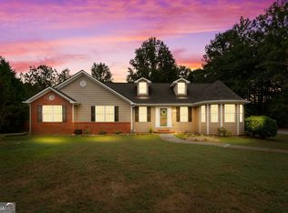 2073 Windfield Dr, Monroe, GA 30655