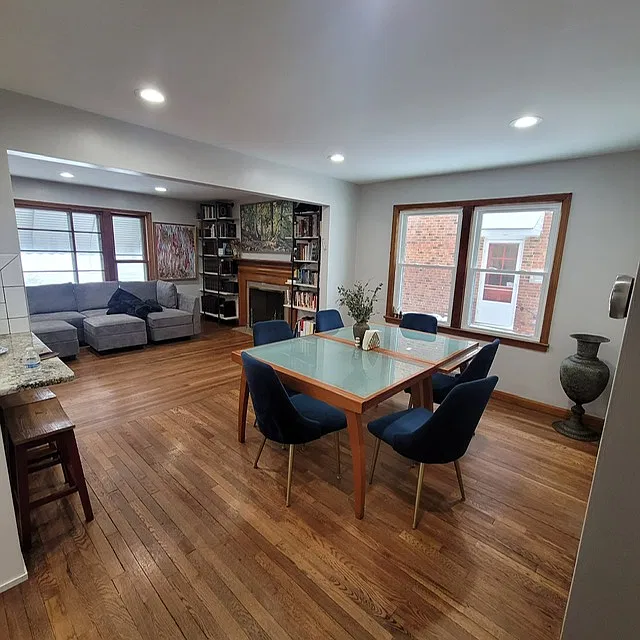 3 bed, 1.5 bath, 1200 sqft, $1,700 — Photo 2