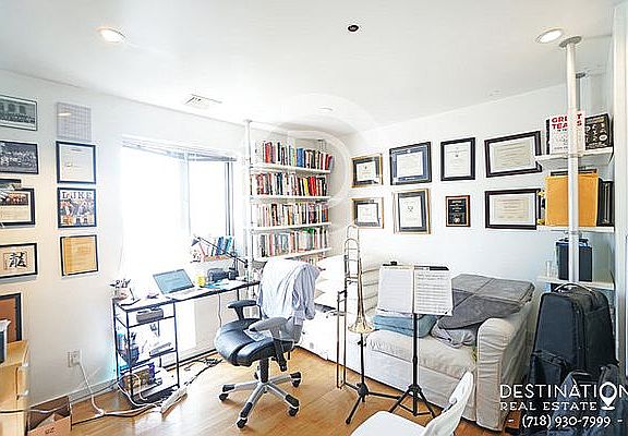 5th image of 639 4th Ave APT 7A