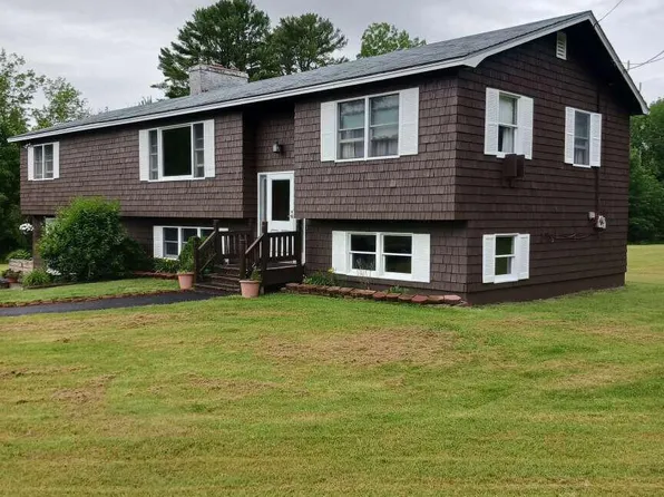 840 Eastern Avenue, Holden, ME 04429