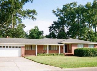 1146 Holly Ln, Jacksonville, FL 32207