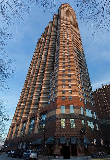 1st image of 3660 N Lake Shore Dr APT 513