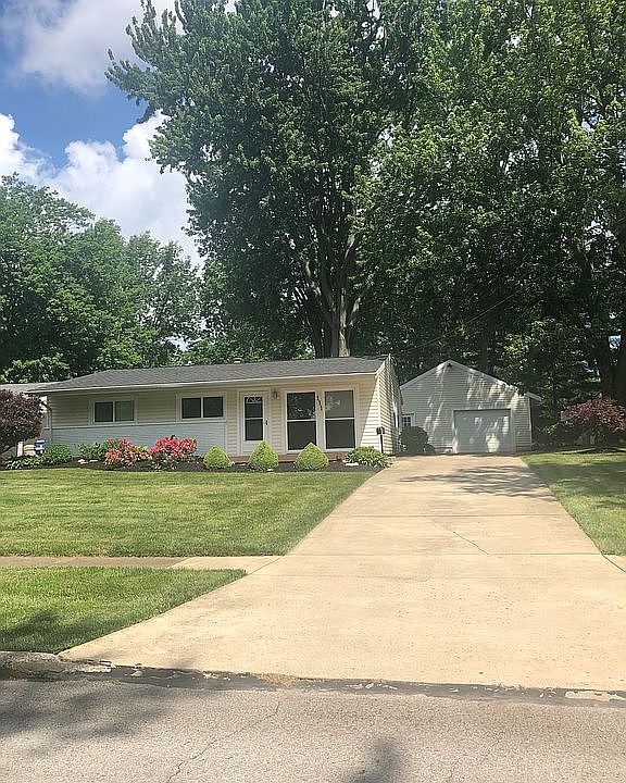 1st image of 111 Forest Hills Dr