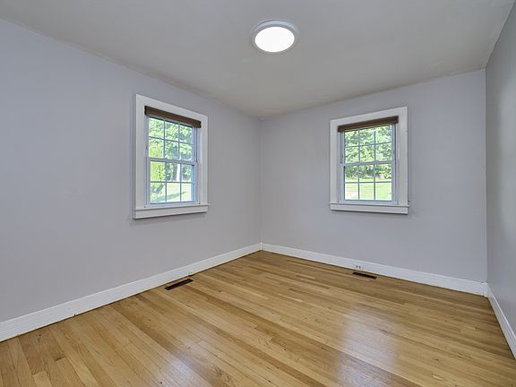 5th image of 544 High St #1