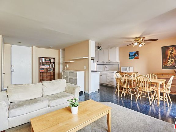 5th image of 6000 Canterbury Dr Unit D215