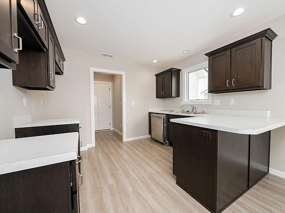 3rd image of 18277 Peregrine Dr