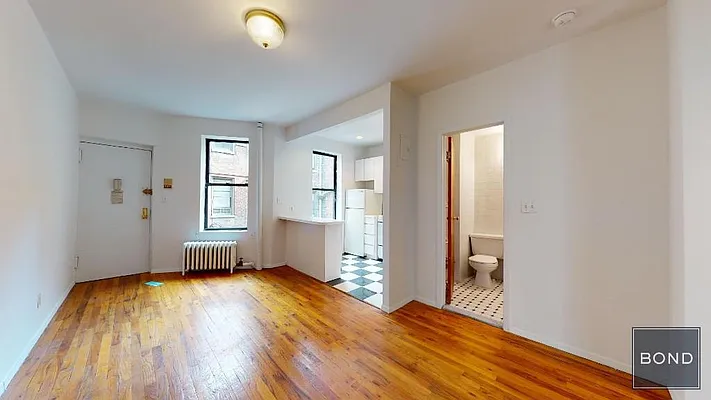 Rented by Bond New York | media 24