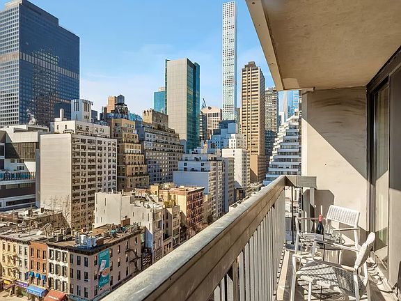 5th image of 300 E 59th St APT 1002