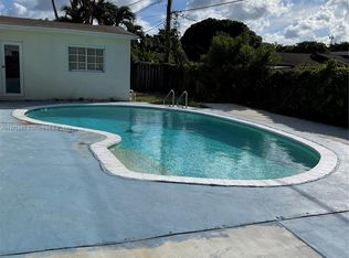 19720 Lenaire Dr, Cutler Bay, FL 33157
