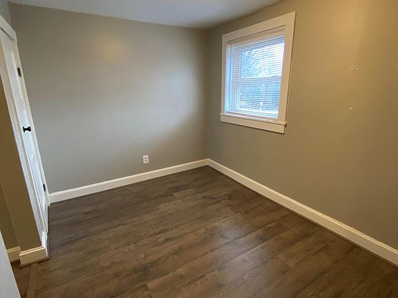 4th image of 118 Southgate Pkwy APT 4