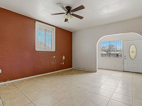 5th image of 209 N Seville Dr