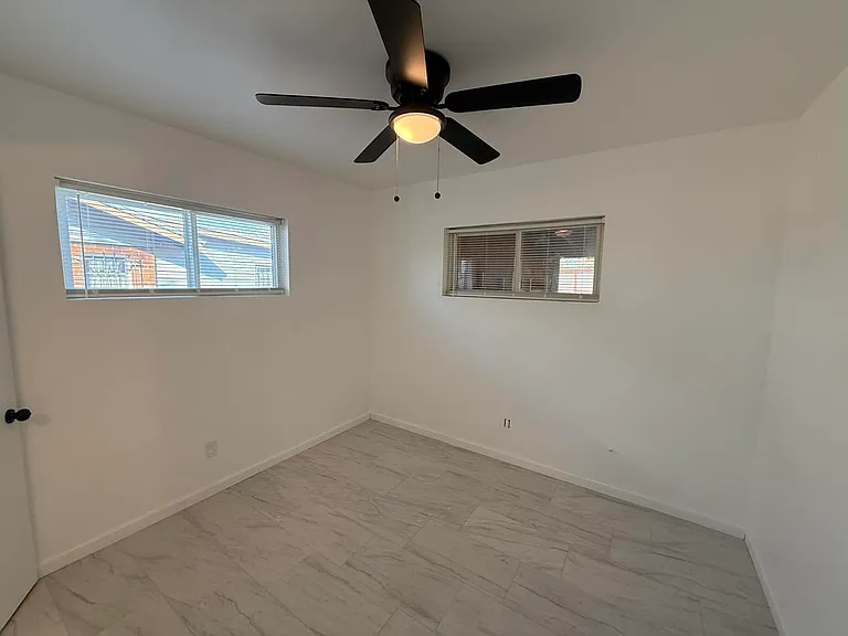 333 E Linden St — Photo 14