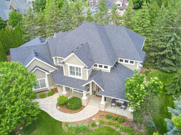 18226 Dane Dr, Eden Prairie, MN 55347