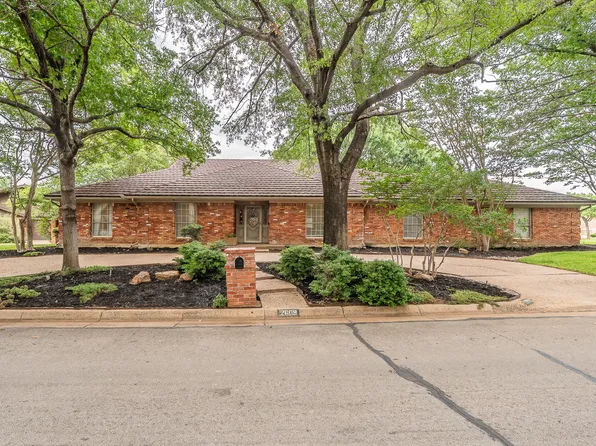 2609 Shadow Ridge Dr, Arlington, TX 76006