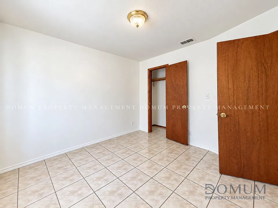 2316 Ashley Ave #2