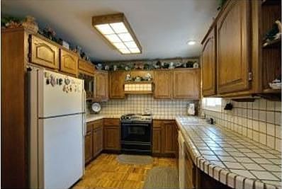 3rd image of 6628 Mount Hope Dr