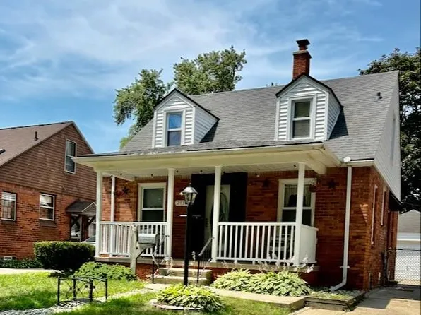 2430 Bennett St, Dearborn, MI 48124