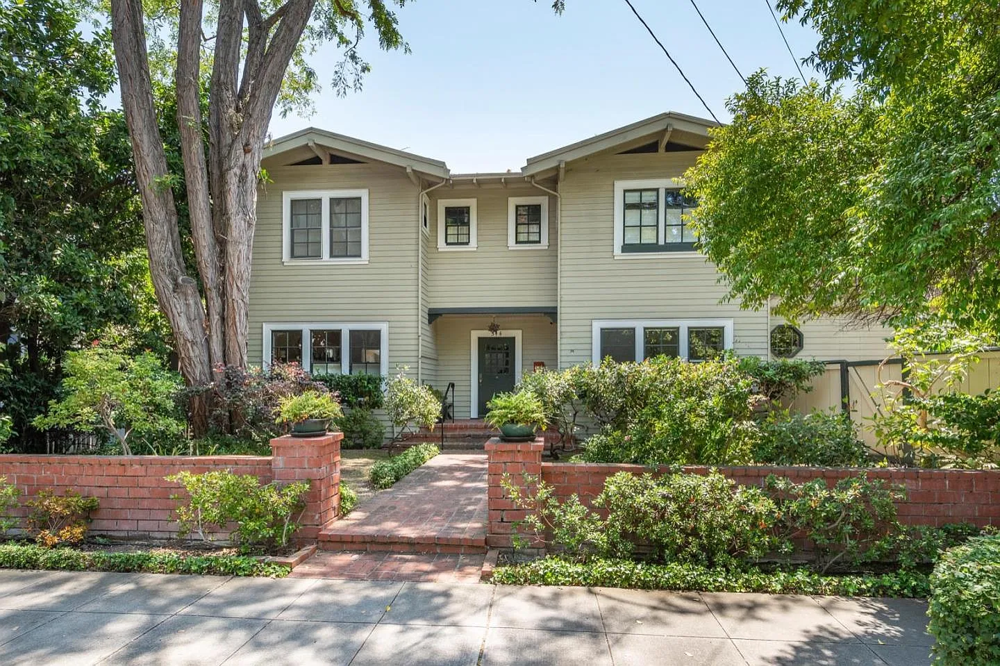 344 Tennyson Ave photo 1