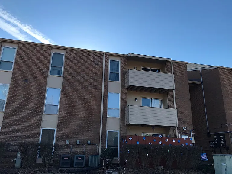 515 Basswood Ave #C-39 — Photo 22