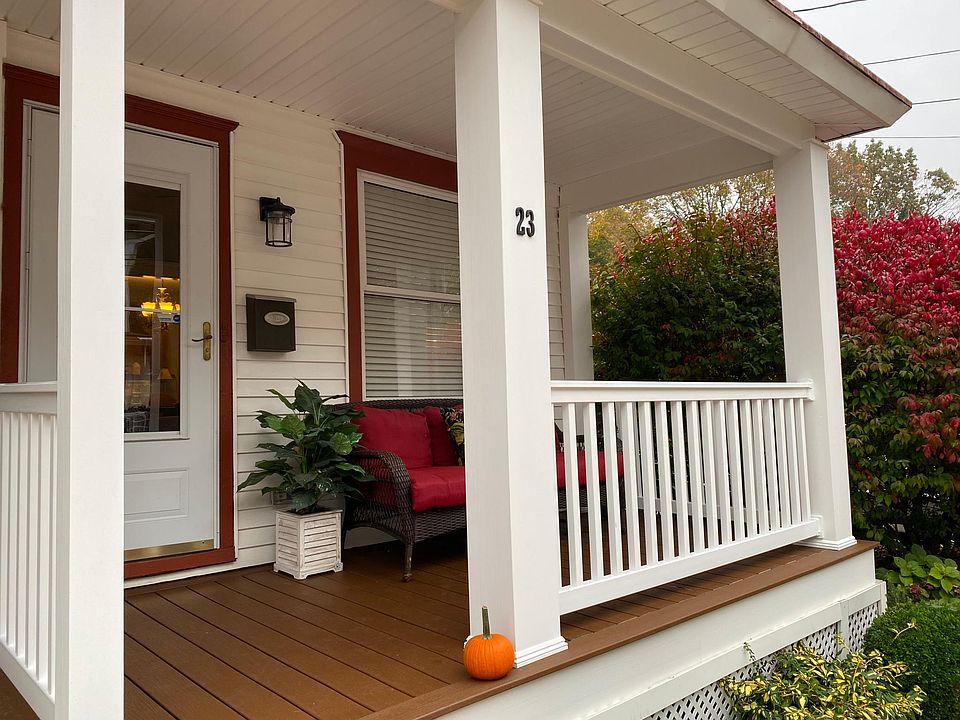 Your cozy front porch awaits!