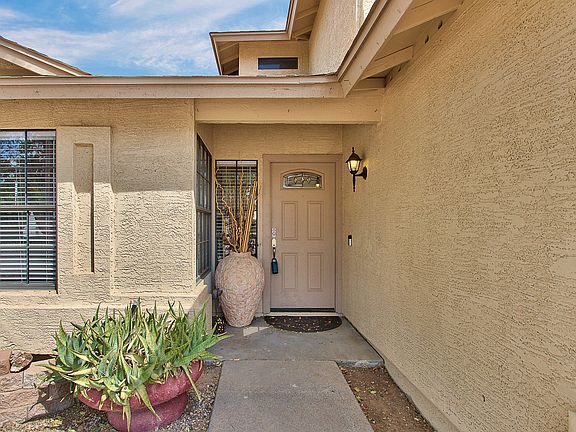 5th image of 23829 N 39th Ln