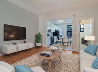 34-52 43rd St #3A, Long Island City, NY 11101