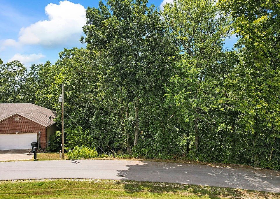 2nd image of Mawnan Cir #19
