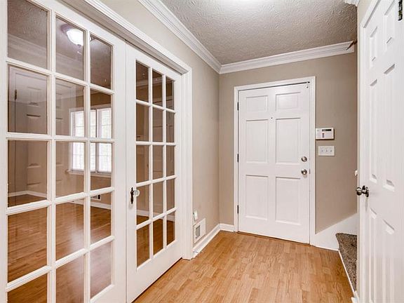 4th image of 4107 Rocky Ledge Way