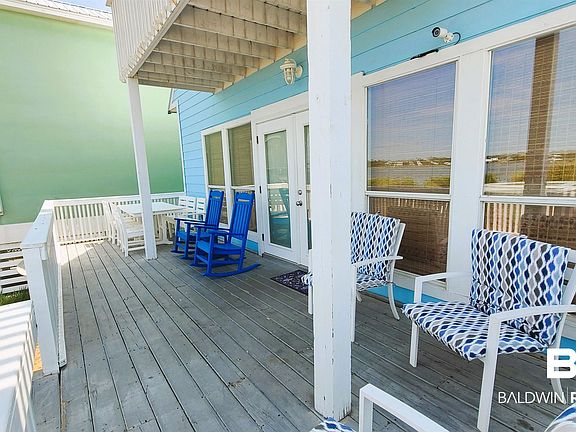 3rd image of 111 Blue Lagoon Dr