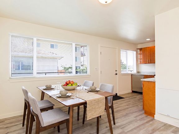 3rd image of 2635 Prosch Ave W APT 5